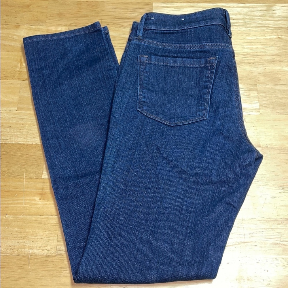 Loft/ Ann Taylor Dark Wash‎ Modern Skinny Jeans.  Size 2